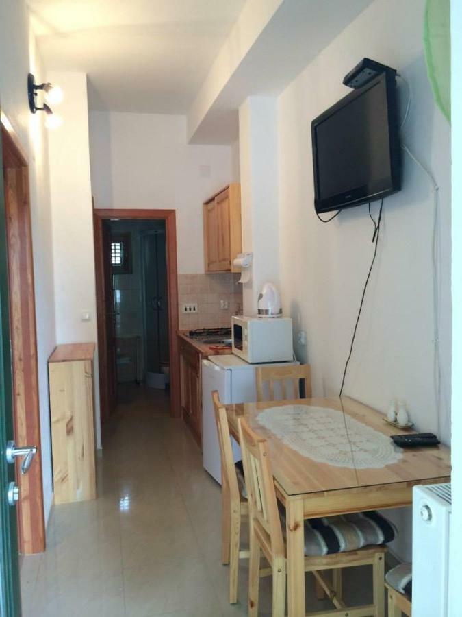 Apartmani Paklenica Starigrad Paklenica Bagian luar foto